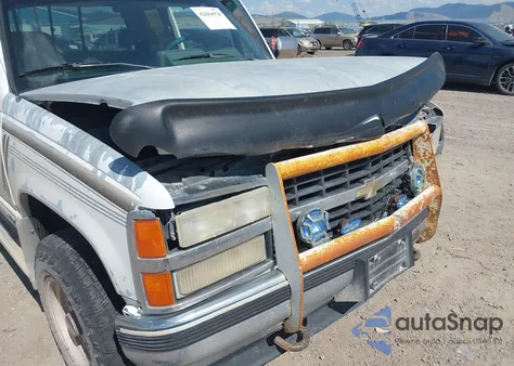 1992 Chevrolet Gmt-400 K1500 из США, поврежденный, VIN 2GCEK19K2N1147104